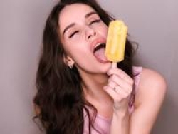 KatyXX´s Online Stream: Because I`m cheerful and energetic. I have so much energy! And I`m ready to share it with you. Make me laugh, I`ll change. Give me attention and gifts, and I`ll be happy with you. Watch KatyXX´s XXX Show and Chat!